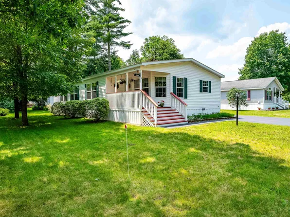 31 Temple Drive, Rochester, NH 03868