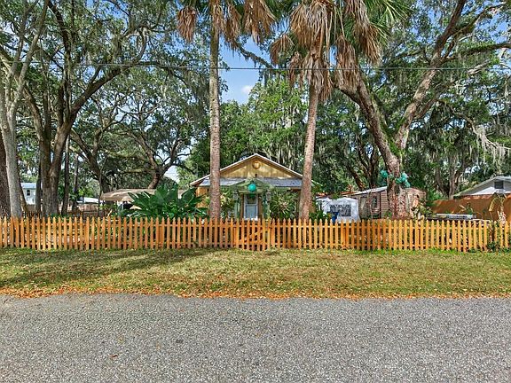 2nd image of 731 Mourning Dove Ln