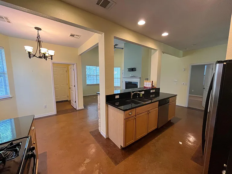 1604 Walnut Ave — Photo 9