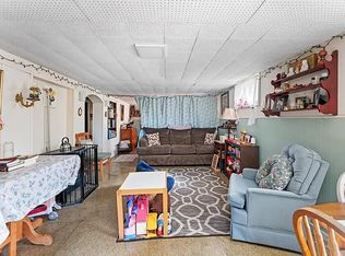 148 Summit St, East Providence, RI 02914