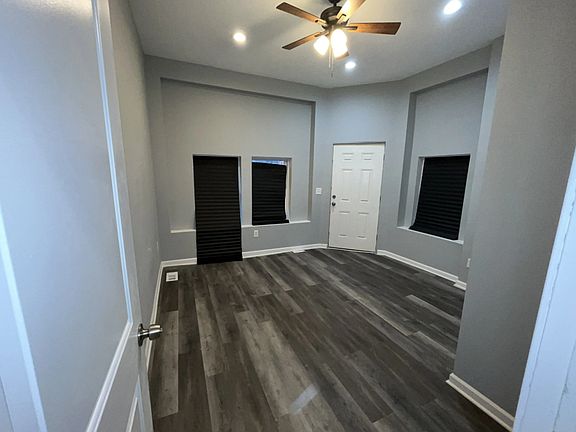 3rd image of 800 N Luzerne Ave #1