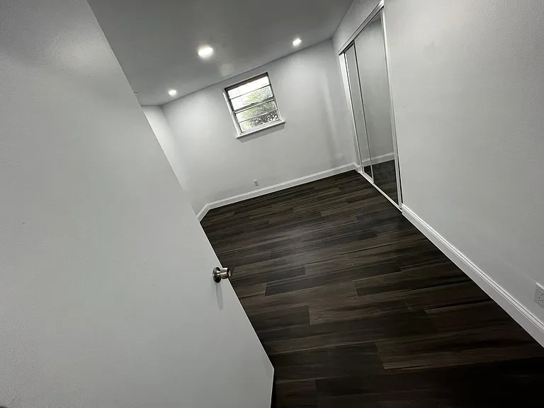 513 Ranch Dr — Photo 17