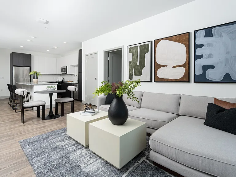 Legacy Metro 525 — Photo 21