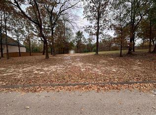 Susan Rd, Gladewater, TX 75647