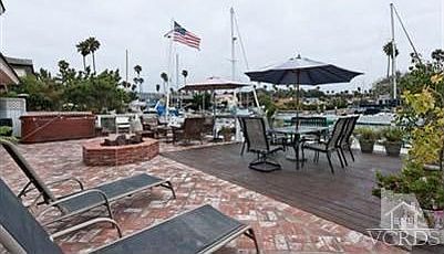 2nd image of 2652 Bayshore Ave