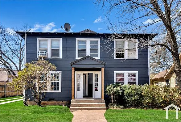 305 N Robinson St #C — Photo 41
