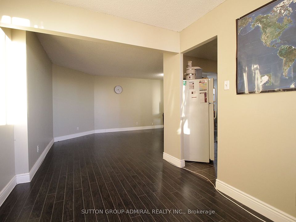 1st image of 41 Markbrook Ln #610