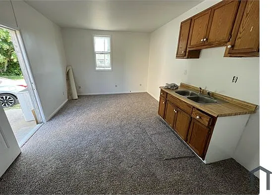 1 bed, 400 sqft, $750 — Photo 4