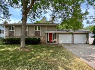 715 N Bradley St, Mount Pleasant, MI 48858