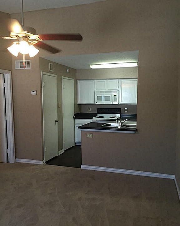 1st image of 3900 Woodchase Dr APT 152