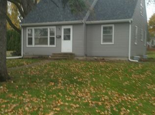 305 Easton Ave, Waterloo, IA 50702