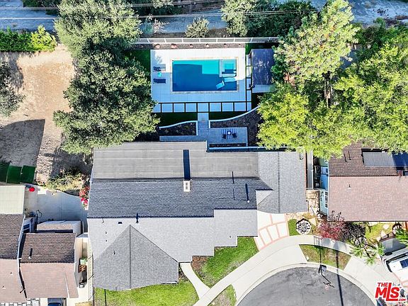 3rd image of 9449 Forbes Ave