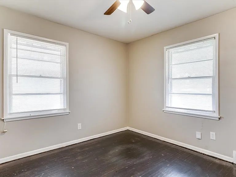 4551 S Walnut Ave — Photo 9