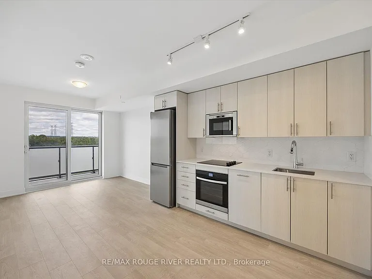 2545 Simcoe St N #728 — Photo 11