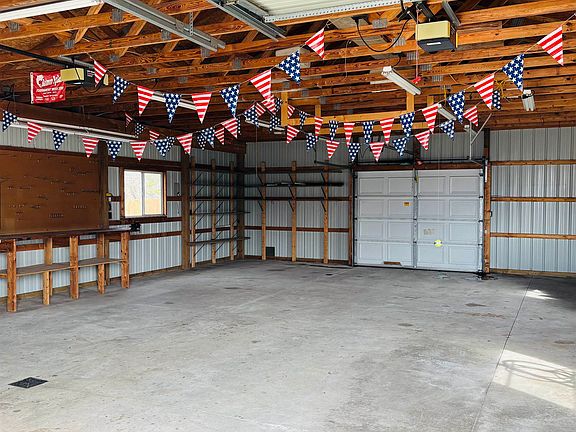 3rd image of 1144 W Hampton Rd