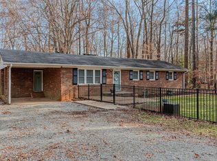 511 Mace Rd, Mebane, NC 27302