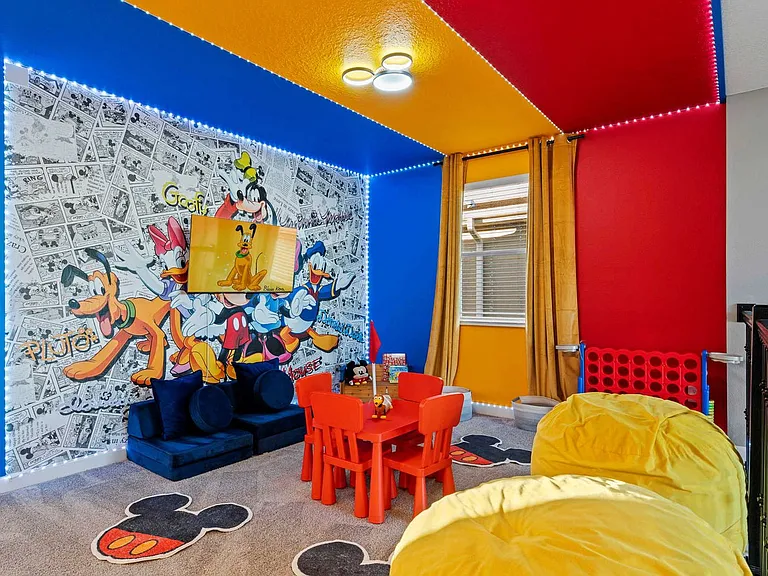 Building's Lounge