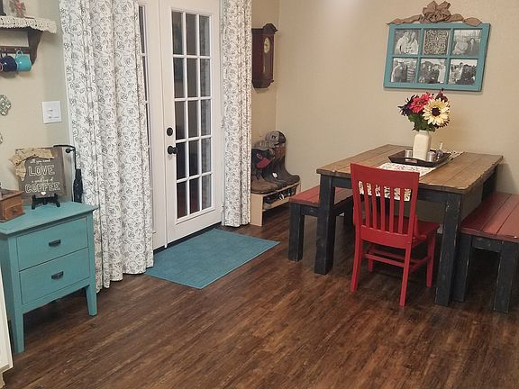breakfast nook/back door