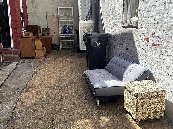 4th image of 903 Clifford Brown Walk