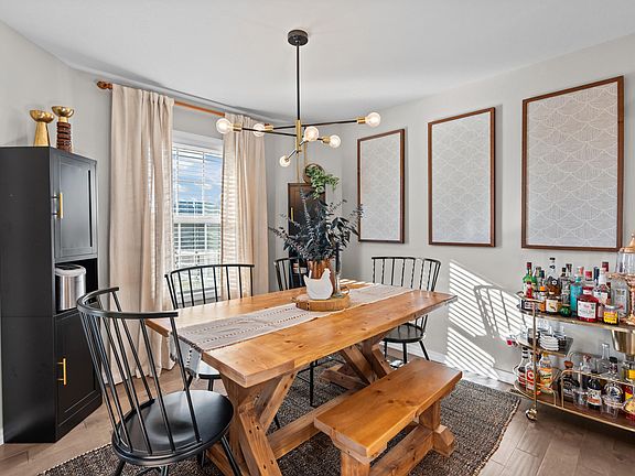 5th image of 659 N Maplewood Hills Road