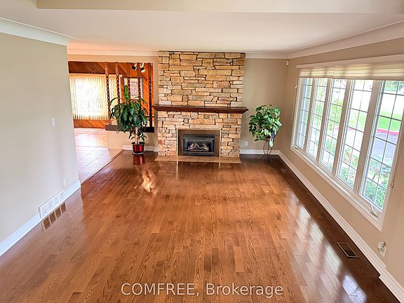 4th image of 162 Grace Rd