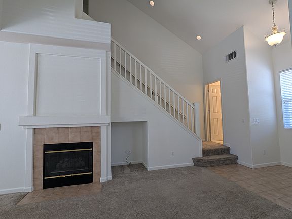 4th image of 5197 Granby Ct