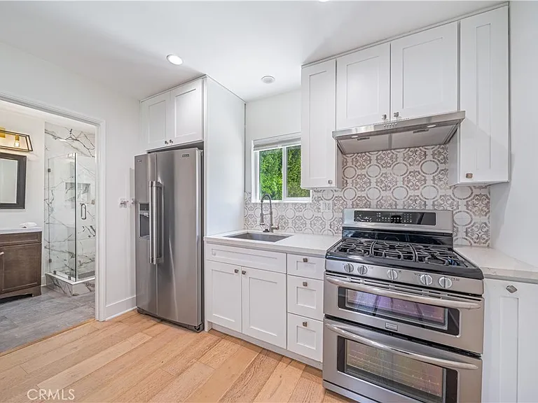 5143 Newcastle Ave — Photo 24
