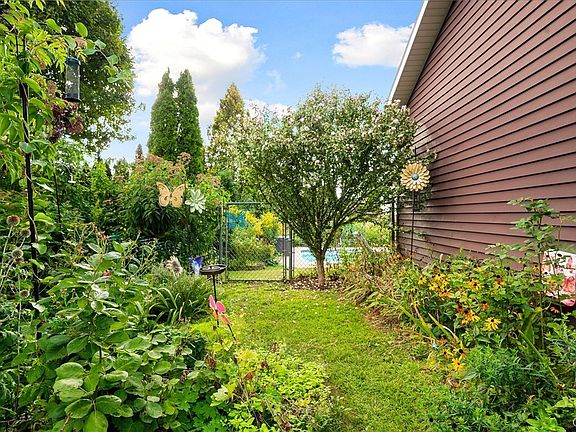 5th image of 7989 Northwood Dr