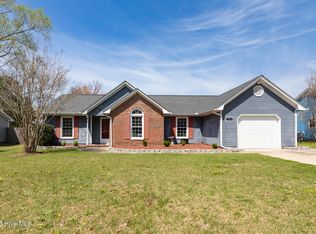 108 Woodbridge Ct, Jacksonville, NC 28540