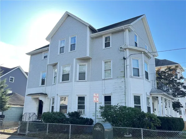 15 Cole St, Pawtucket, RI 02860