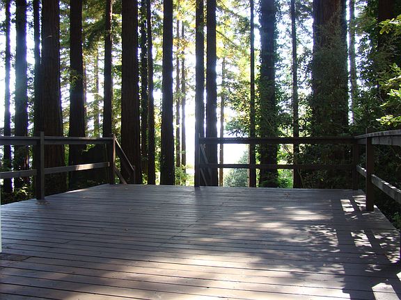 3rd image of 17 Madrone Dr