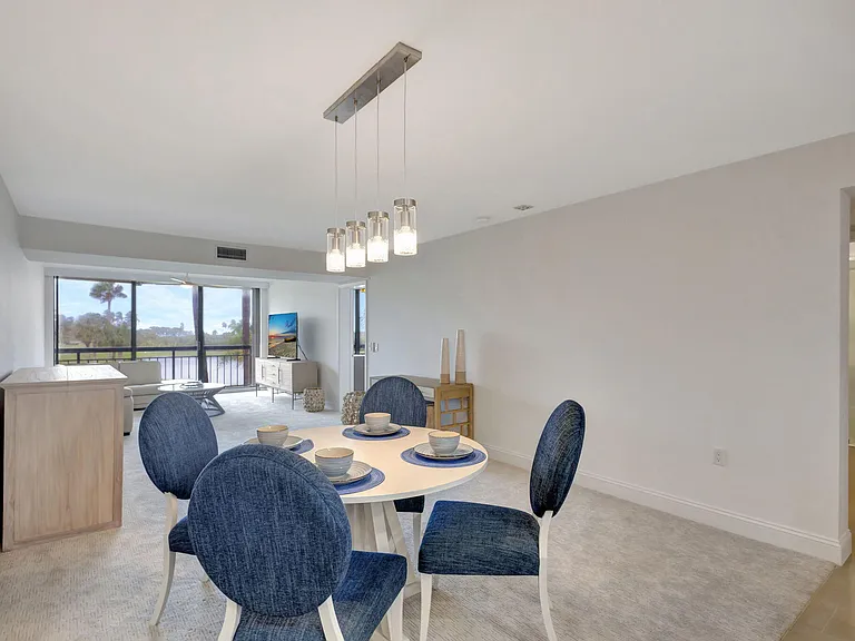 501 S Seas Dr #202 — Photo 9