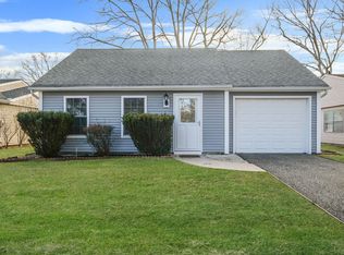 155 Laurance Ln, Ridge, NY 11961