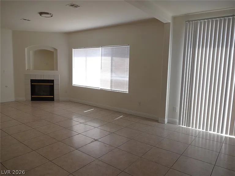 1533 Honey Vista Ln — Photo 9