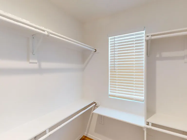 2 Bed Contemporary Town Homes in Fantastic North Valley Community — Photo 36