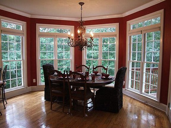 Breakfast Area Surrounded by Windows