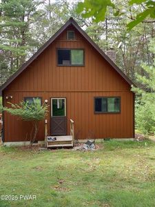 139 Water View Dr, Lords Valley, PA, 18428