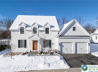 4574 Old Saucon Rd, Bethlehem, PA 18015