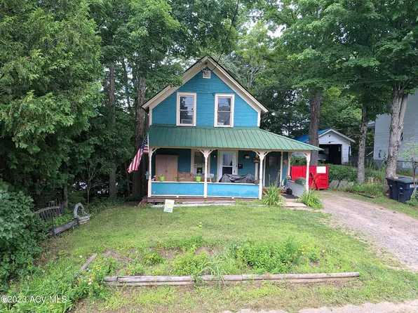 60 William St, Saranac Lake, NY 12983