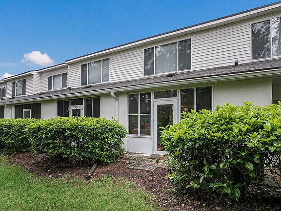 4th image of 12311 Kensington Lakes Dr Unit 902