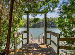 44 Seabreeze Ln, Orrs Island, ME 04066