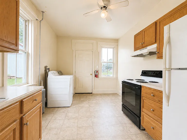 504 Fivepointville Rd #2 — Photo 15