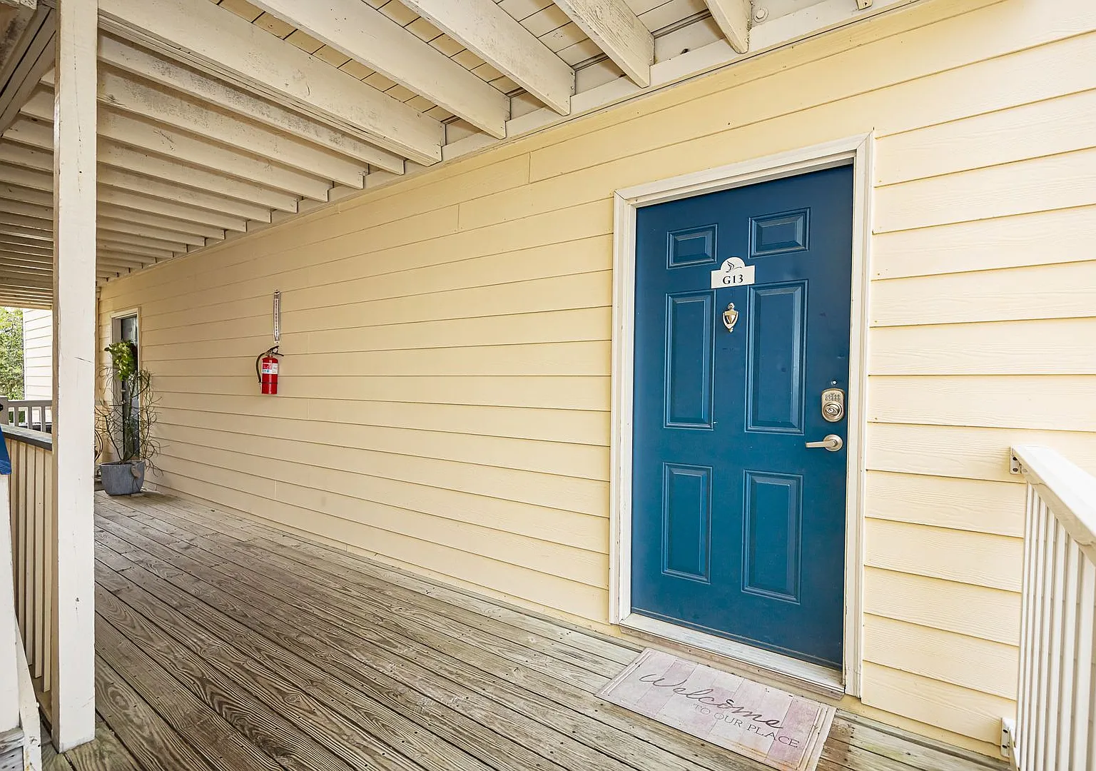 Harbor Landing rental with boat slip, great amenities, and a gated waterfront community lifestyle. — Photo 4