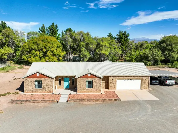 802 Elouise Cir, Tularosa, NM 88352