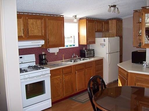 4th image of 47 Mountain Ash Dr