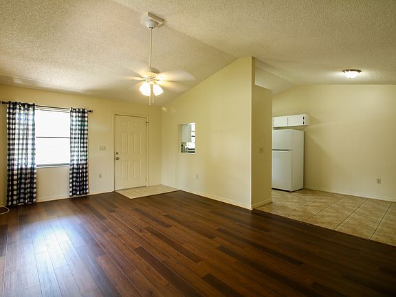 5th image of 6324 Highland Gardens Ct