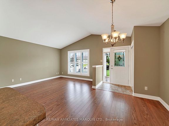 3rd image of 121 Gail Elizabeth Ct