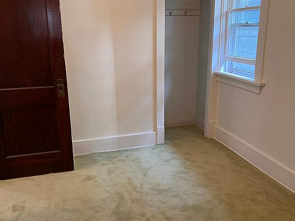 4th image of 819 W 23rd St #2