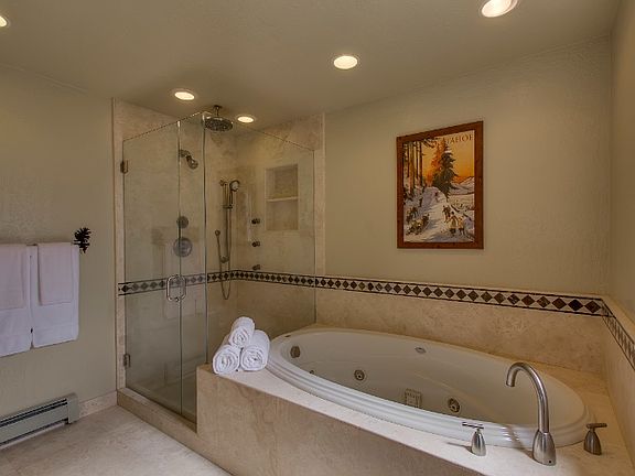 2nd image of 601 Lucerne Way