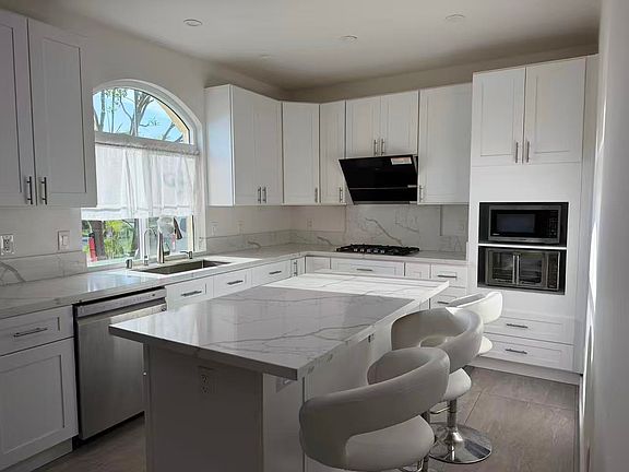 4th image of 1057 Crows Nest Ct